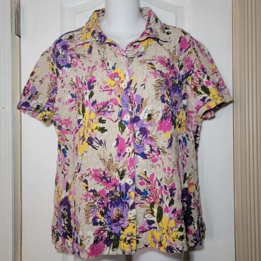 Vintage Erika Floral Button Down Shirt Size Large